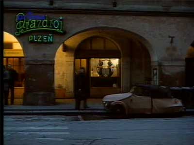 Takhle je zachycena restauce ve filmu Vrchn, prchni.