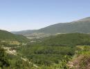 Pohled do vnitrozem smrem na Gorni Vakuf a vrchol Grebine