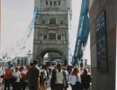 17.7. 2000 Tower Bridge, 268 metr dlouh zvedac most